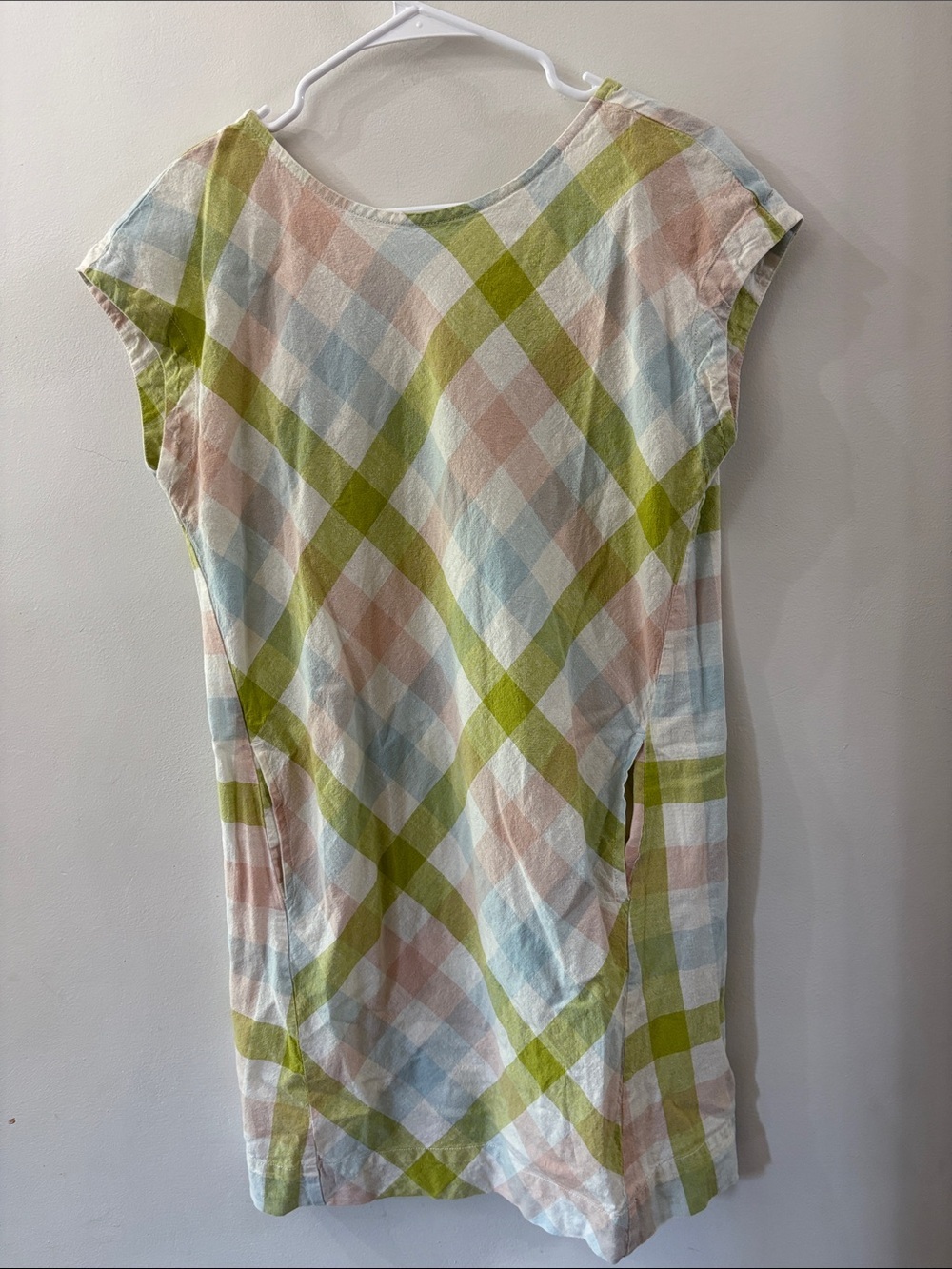 Peyton & Parker -Plaid Shift Dress in Pastels - small - button up back